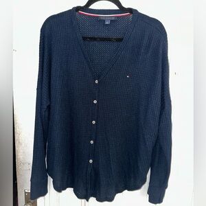 3 Tommy Hilfiger long sleeves